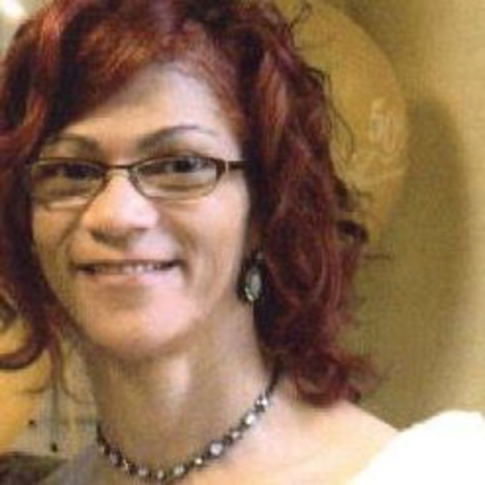 Meet your Posher, Cassandra